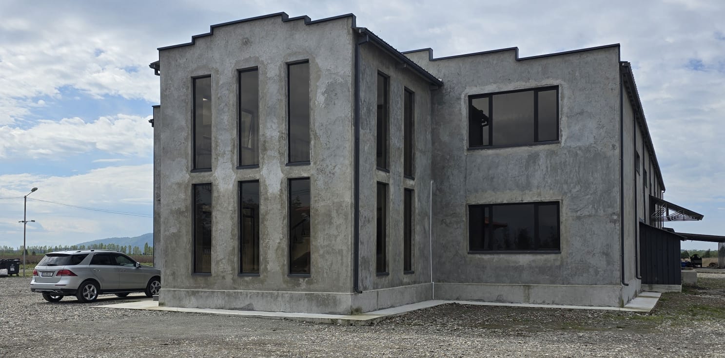 Gallery image 1